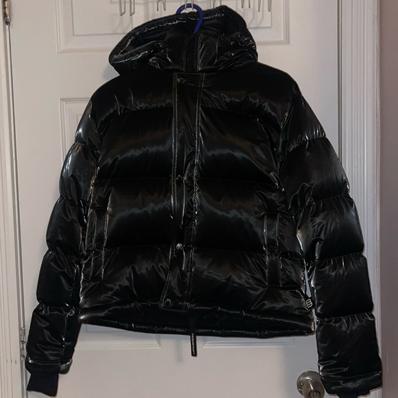 Aritzia super puff Liquid shine - Picture 4 of 5